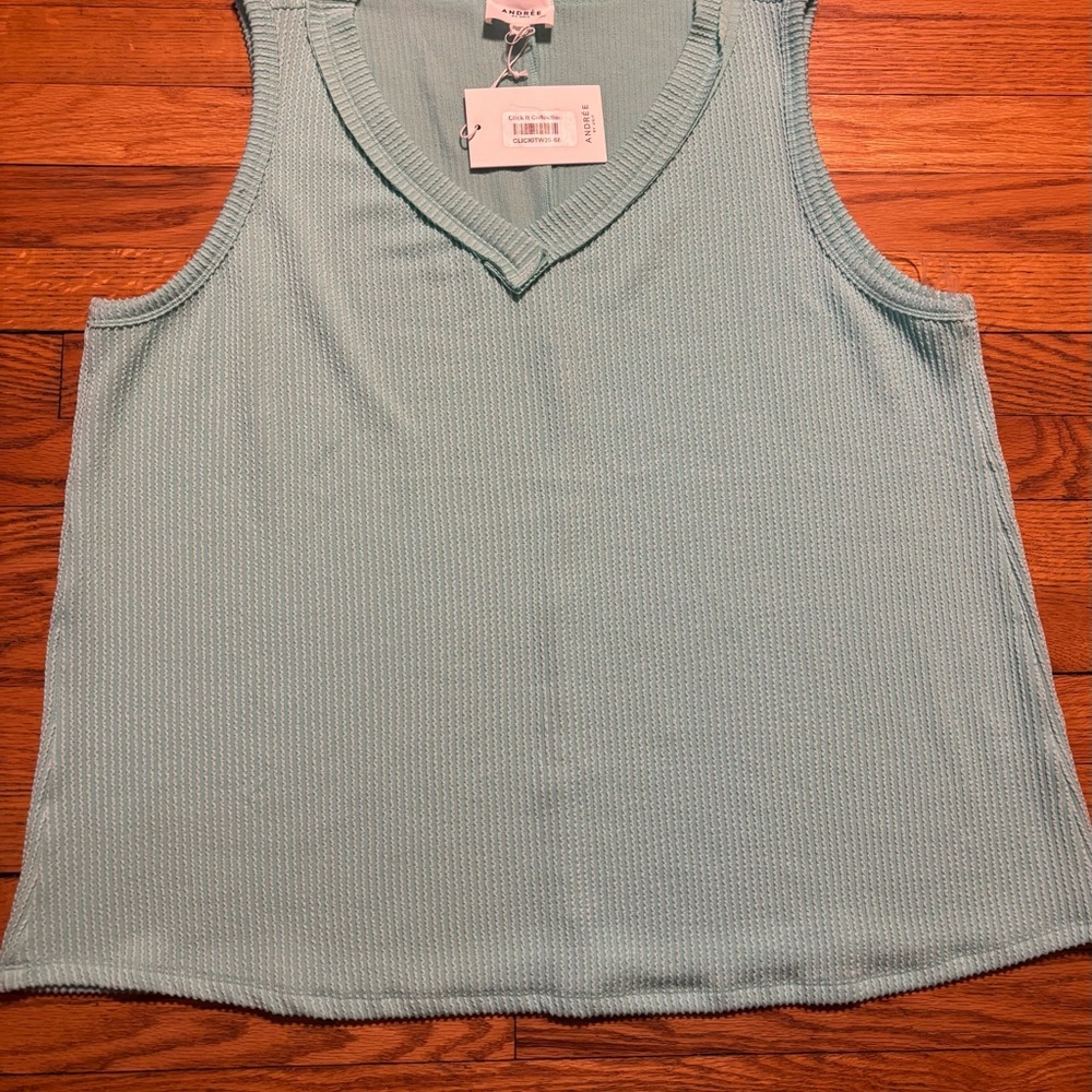 Andrée Ribbed Tank Top in Mint Turquoise - Picture 3 of 9